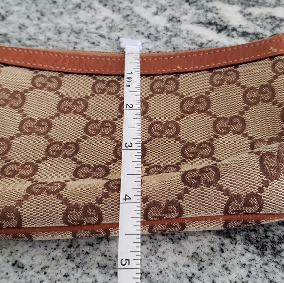 Authentic Gucci wristlet - Picture 2 of 7